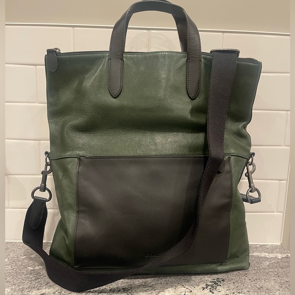 COACH Men’s Messenger Bag - Picture 1 of 3
